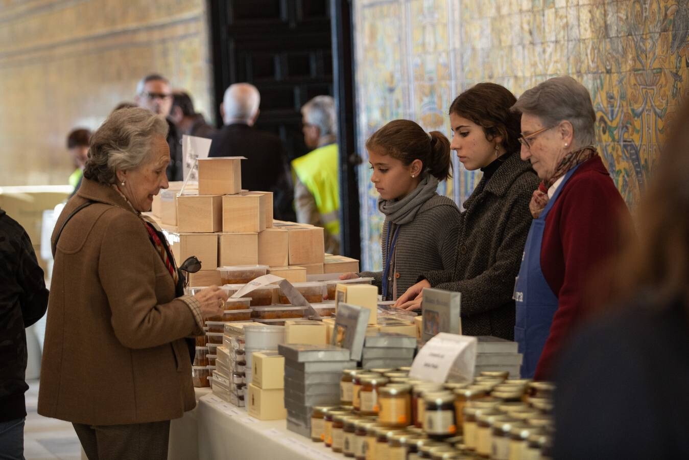 Un total de ocho toneladas de dulces vendidos en la muestra de los conventos de Sevilla